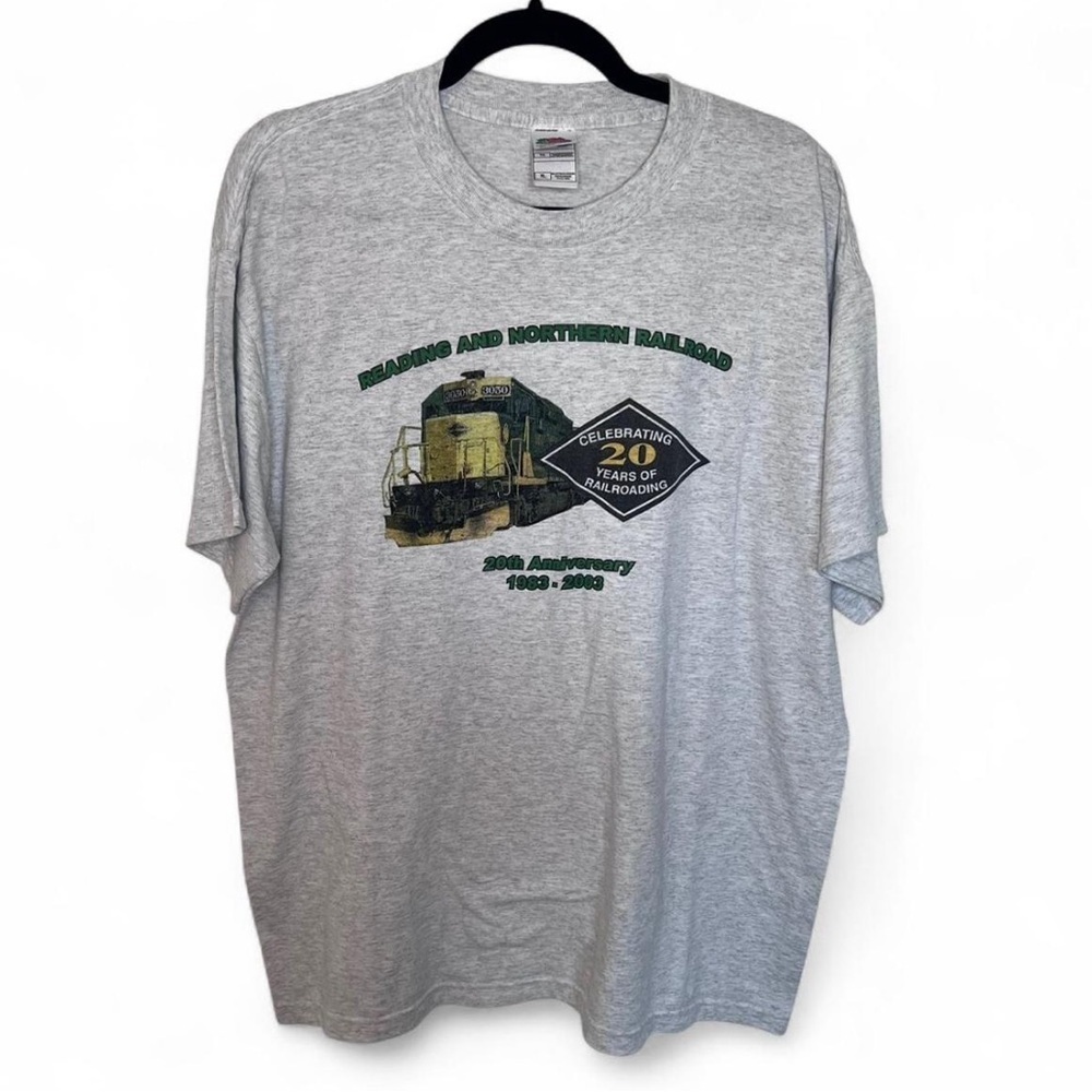 Vintage 2003 Reading Railroad T-Shirt XL Railfan Train Tee Fruit of the Loom